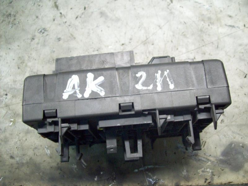 Recambio de caja reles / fusibles para citroën berlingo 1.9 diesel referencia OEM IAM   