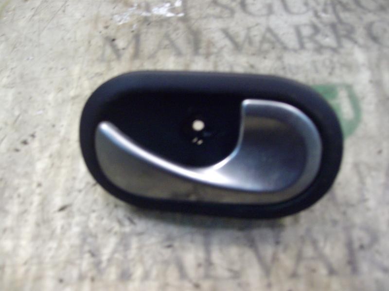 Recambio de maneta interior trasera derecha para renault clio iii confort dynamique referencia OEM IAM   