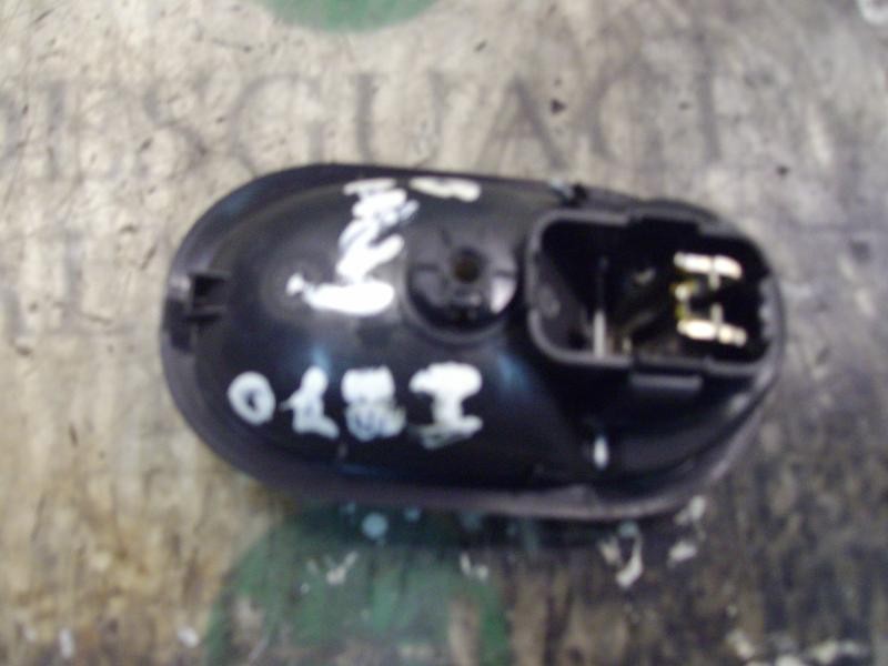 Recambio de maneta interior delantera izquierda para renault clio iii confort dynamique referencia OEM IAM   