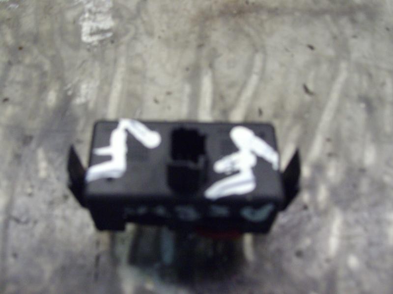 Recambio de warning para renault clio iii confort dynamique referencia OEM IAM   