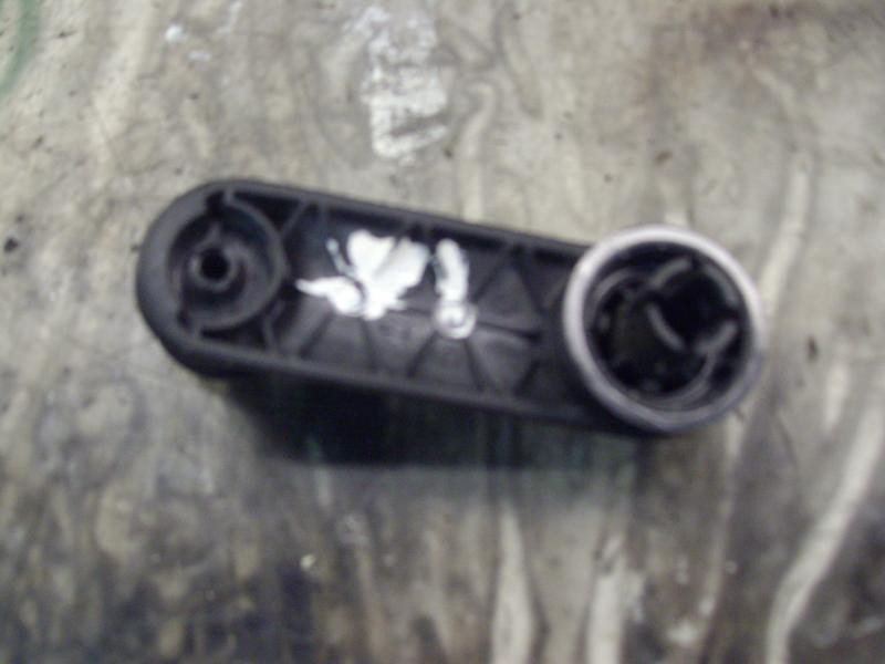 Recambio de maneta elevalunas trasera derecha para renault clio iii confort dynamique referencia OEM IAM   