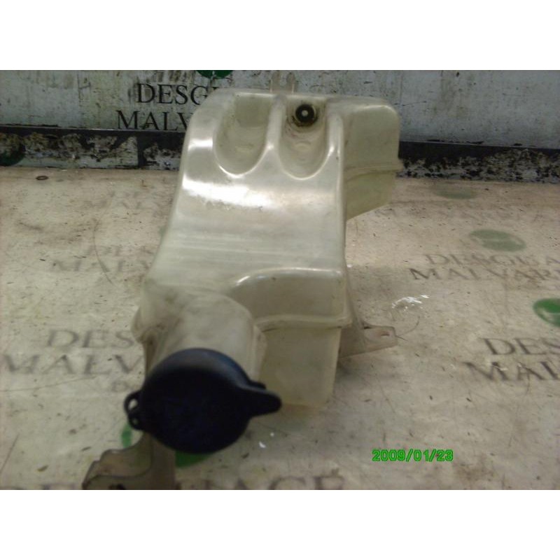 Recambio de deposito limpia para iveco daily caja cerrada (1999 =>) 50 - c 13 caja cerrada, largo referencia OEM IAM   