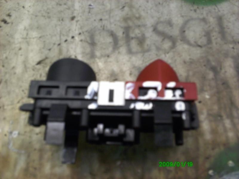 Recambio de warning para renault megane ii berlina 5p confort authentique referencia OEM IAM   