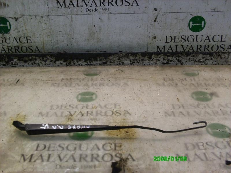 Recambio de brazo limpia delantero derecho para citroën xsara berlina 1.6i 16v exclusive referencia OEM IAM   