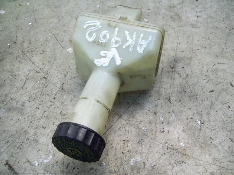 Recambio de deposito servo para mg serie 75 (rj) 2.0 cdt classic referencia OEM IAM   