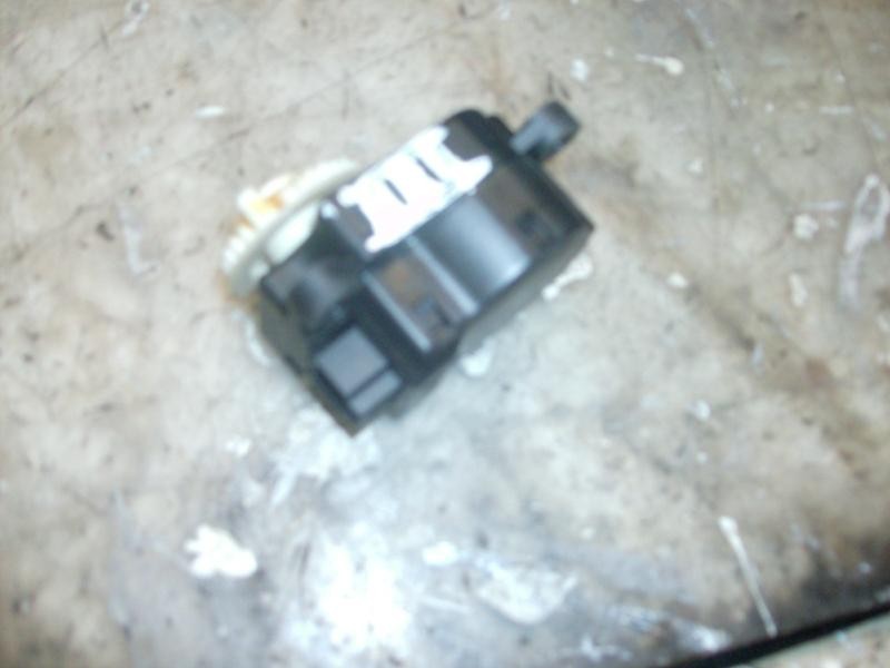 Recambio de motor electrico para ford fiesta (cbk) ghia referencia OEM IAM   