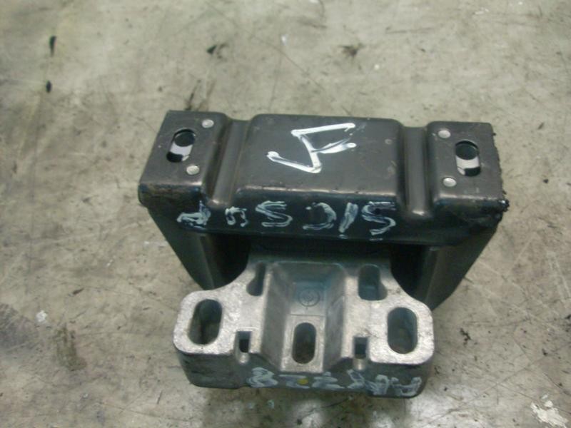 Recambio de soporte cambio para audi a3 (8l) 1.9 tdi ambition referencia OEM IAM   