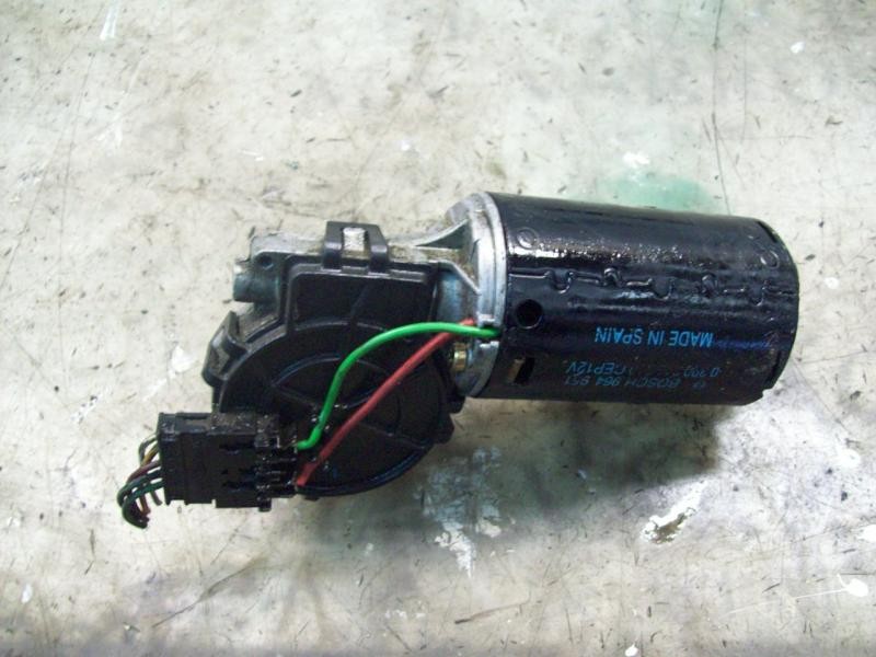 Recambio de motor limpia delantero para renault rapid/express (f40) 1.4 referencia OEM IAM   