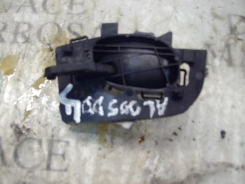 Recambio de maneta interior delantera derecha para peugeot 206 berlina 1.4 hdi referencia OEM IAM   