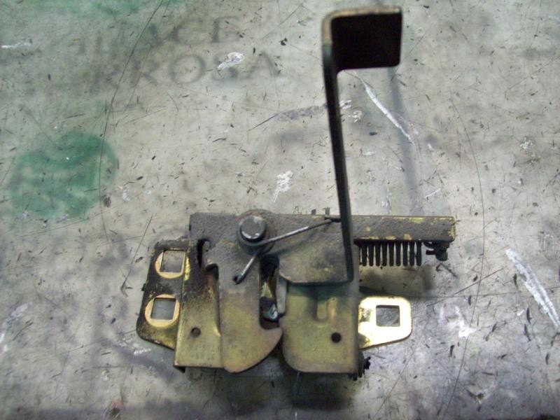 Recambio de cerradura capot para ford escort berl./turnier ghia berlina referencia OEM IAM   
