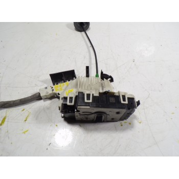 CERRADURA PUERTA DELANTERA IZQUIERDA A2047202735 A2077604440 