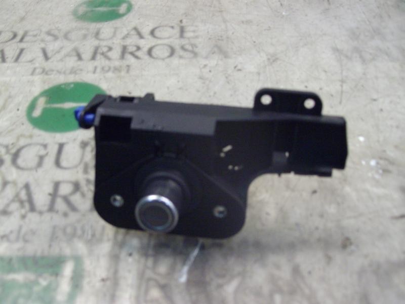 Recambio de maneta porton para opel corsa c comfort referencia OEM IAM   