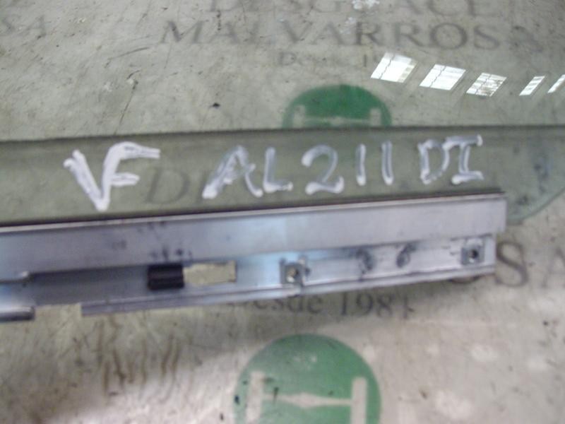 Recambio de cristal puerta delantero izquierdo para opel corsa c comfort referencia OEM IAM   