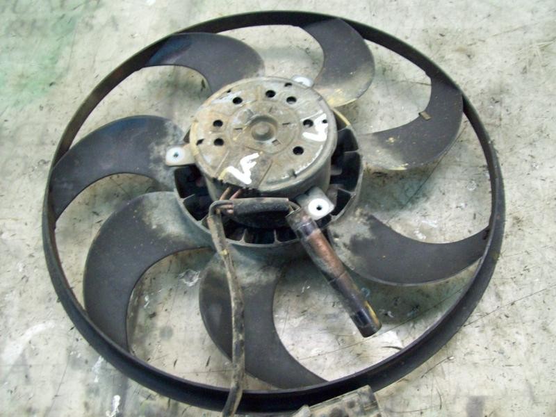 Recambio de electroventilador para opel vectra b berlina 1.7 turbodiesel (17 dt / lu8) referencia OEM IAM   