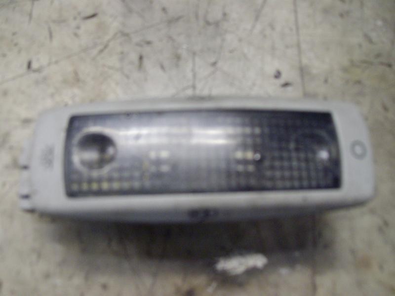 Recambio de piloto interior para volkswagen passat variant (3b6) comfortline referencia OEM IAM   