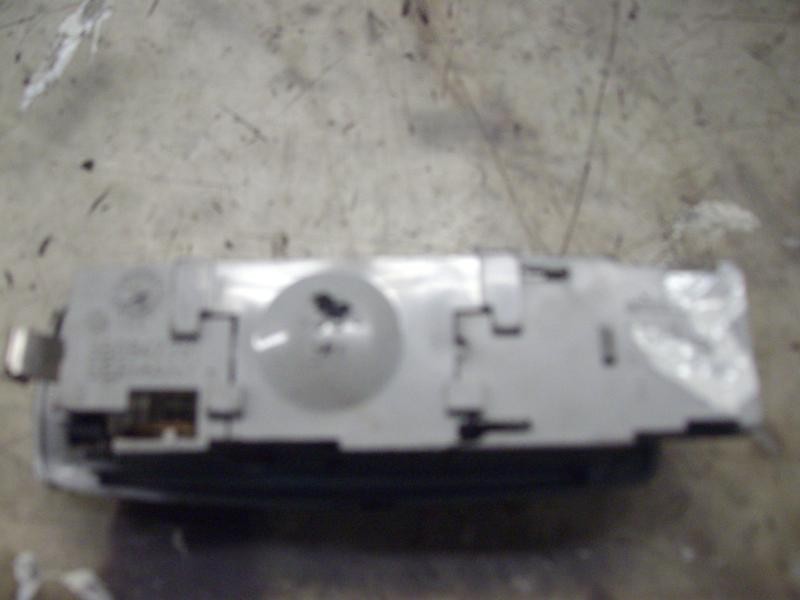 Recambio de piloto interior para volkswagen passat variant (3b6) comfortline referencia OEM IAM   