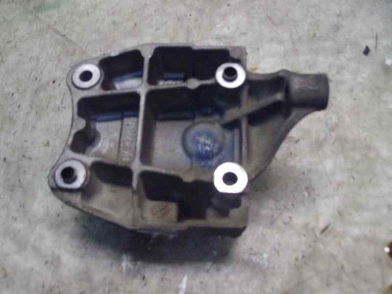 Recambio de soporte motor derecho para citroën saxo 1.1 referencia OEM IAM   