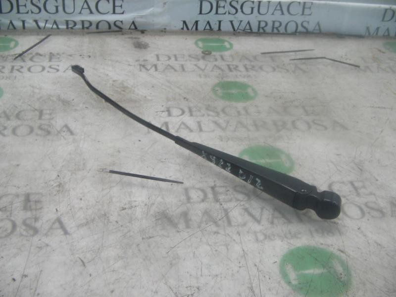 Recambio de brazo limpia delantero izquierdo para ford fiesta berl./courier 1.3 cat referencia OEM IAM   