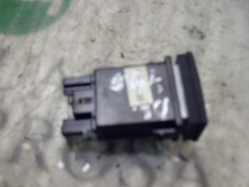 Recambio de modulo electronico para hyundai matrix (fc) 1.6 gls referencia OEM IAM 9373017000 9373017000 