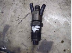 Recambio de inyector para nissan trade 100 referencia OEM IAM   