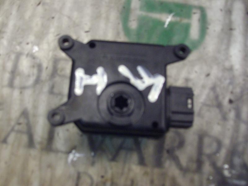 Recambio de motor apertura trampillas climatizador para volkswagen polo (9n3) edition referencia OEM IAM   