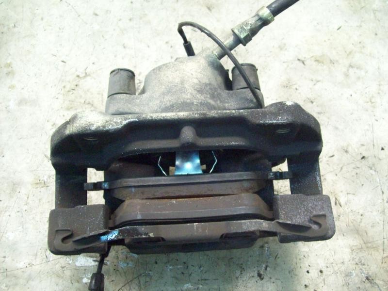 Recambio de pinza freno delantera izquierda para bmw serie 3 berlina (e46) 320d referencia OEM IAM 34116758113  