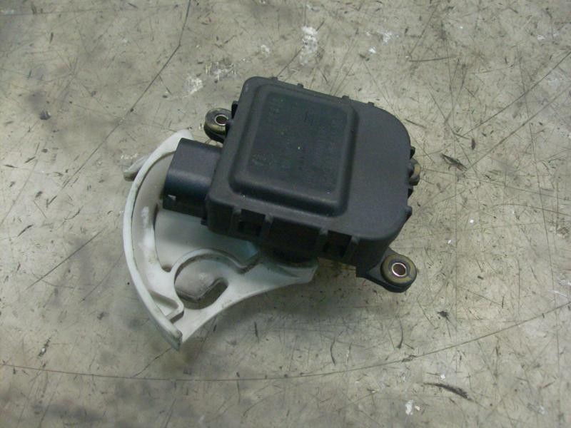 Recambio de motor electrico para volkswagen passat berlina (3b2) highline referencia OEM IAM   
