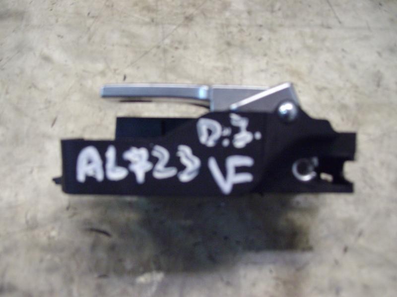 Recambio de maneta interior delantera izquierda para ford focus berlina (cap) ghia referencia OEM IAM 1470113  