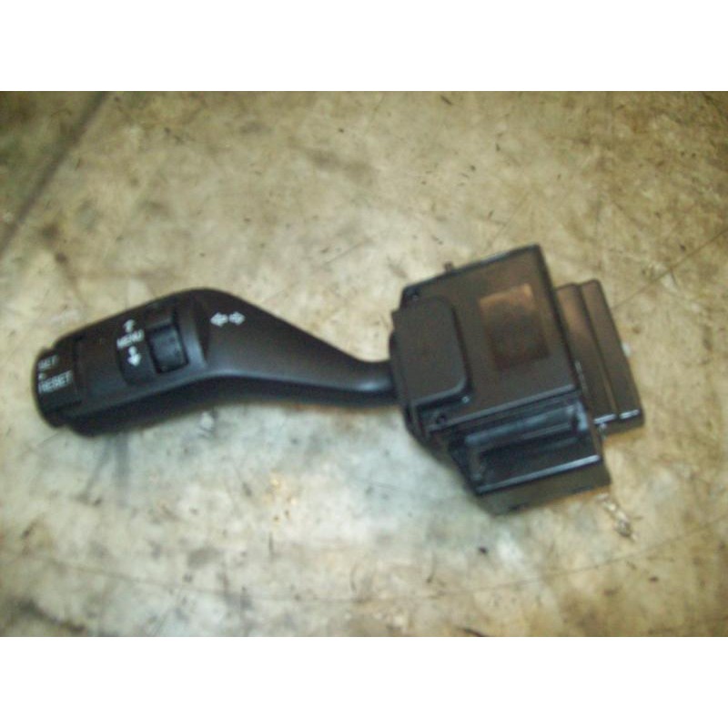 Recambio de mando intermitentes para ford focus berlina (cap) ghia referencia OEM IAM 1362588  