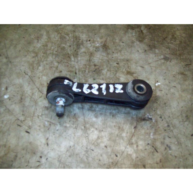 Recambio de tirante delantero izquierdo para audi a3 (8l) 1.9 tdi ambition referencia OEM IAM 1J0411315K  