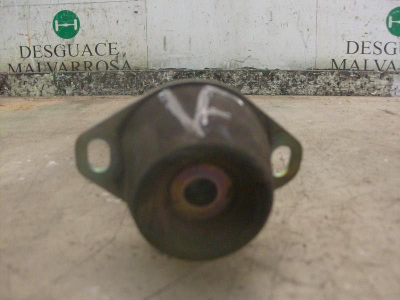 Recambio de soporte cambio para peugeot 206 berlina 1.4 hdi referencia OEM IAM   