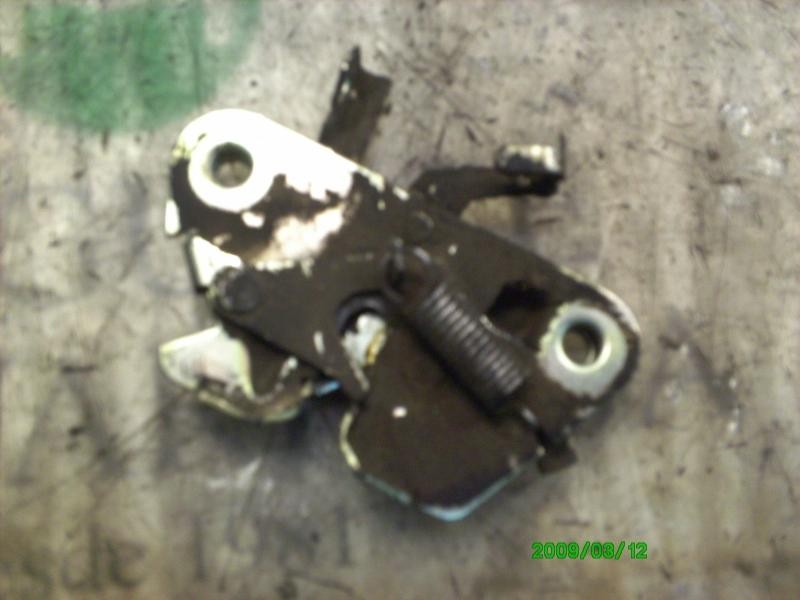 Recambio de cerradura capot para renault kangoo (f/kc0) referencia OEM IAM   