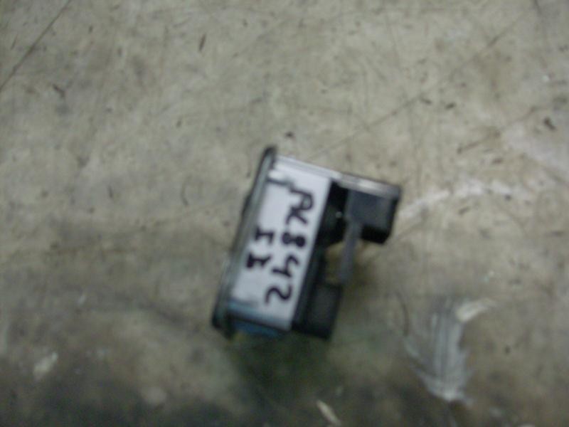 Recambio de piloto interior para citroën berlingo 2.0 hdi collection familiar referencia OEM IAM   