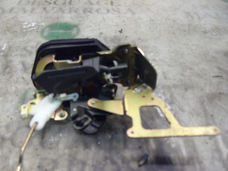 Recambio de cerradura puerta trasera izquierda para hyundai tucson (jm) 2.0 crdi comfort (4wd) referencia OEM IAM 814102E000  