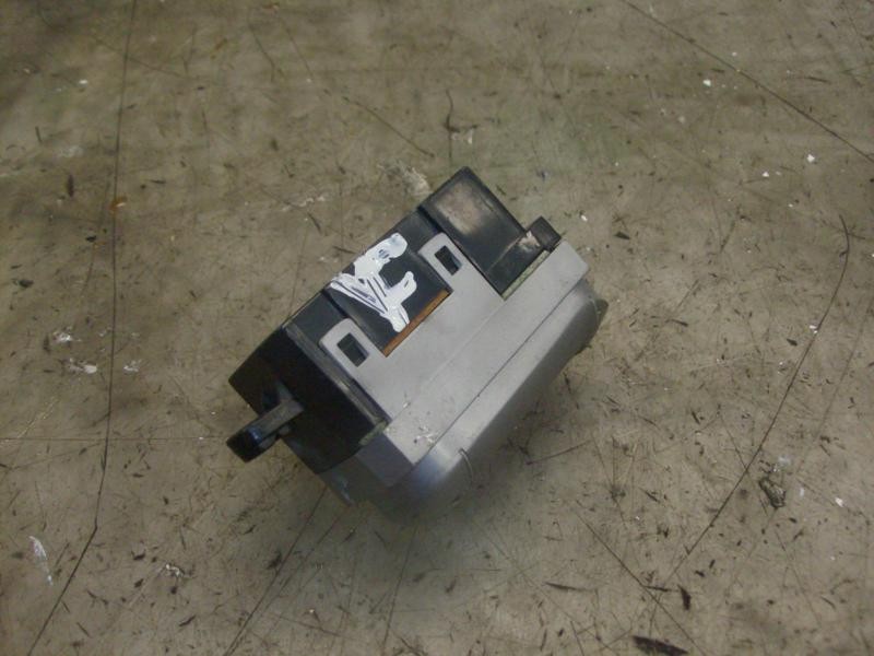 Recambio de mando multifuncion para hyundai coupe (rd) 1.6 fx xplod referencia OEM IAM 9451027050 9451027050 