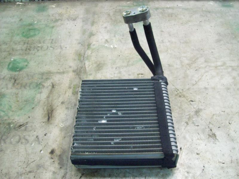 Recambio de evaporador aire acondicionado para ford focus berlina (cap) ghia referencia OEM IAM 1513878  