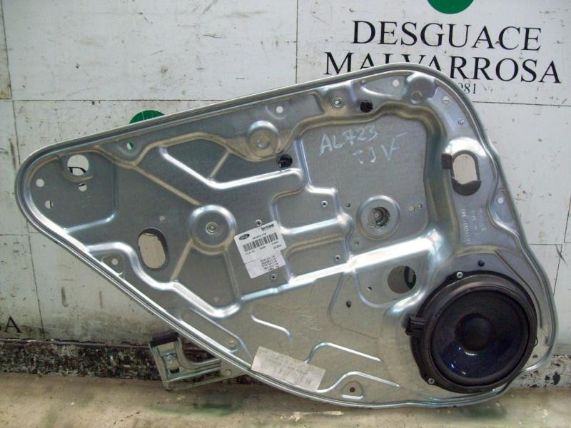 Recambio de elevalunas trasero izquierdo para ford focus berlina (cap) ghia referencia OEM IAM 1738647  
