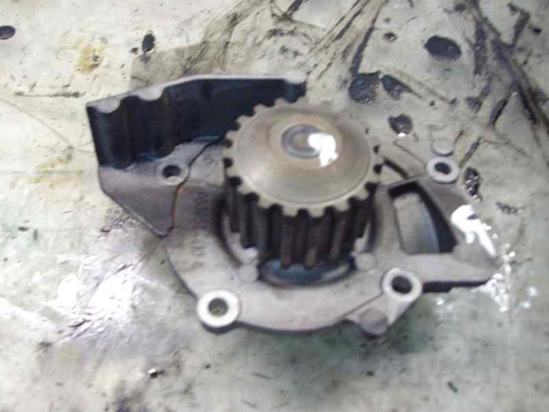 Recambio de bomba agua para ford focus berlina (cap) 2.0 tdci cat referencia OEM IAM   