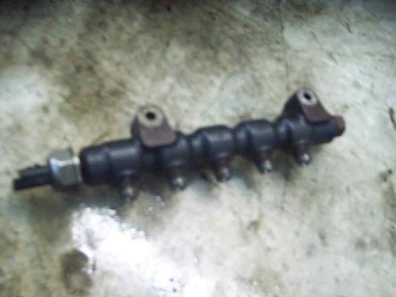 Recambio de rampa inyectora para mazda 2 berlina (dy) referencia OEM IAM   