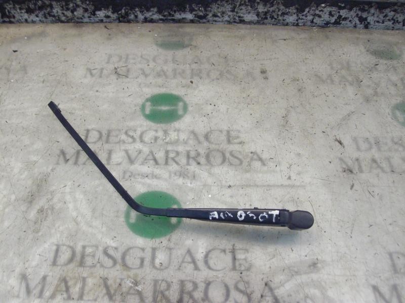 Recambio de brazo limpia trasero para ford puma (cce) 1.7 16v cat referencia OEM IAM   