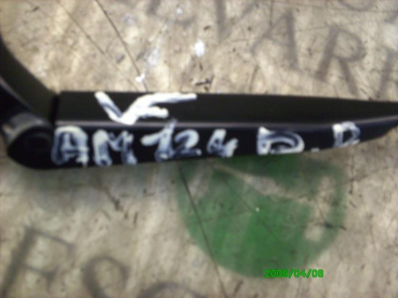 Recambio de brazo limpia delantero derecho para opel vectra b berlina comfort referencia OEM IAM   