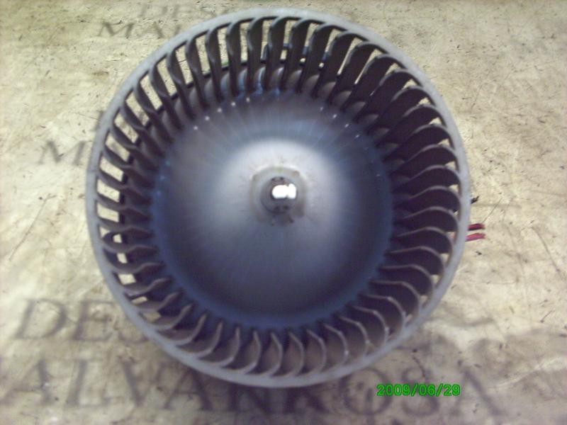 Recambio de motor calefaccion para mazda 3 berlina (bk) 1.6 crdt active+ referencia OEM IAM   