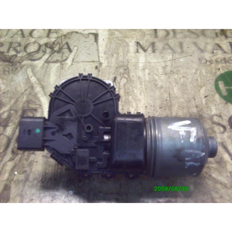 Recambio de motor limpia delantero para mazda 3 berlina (bk) 1.6 crdt active+ referencia OEM IAM   