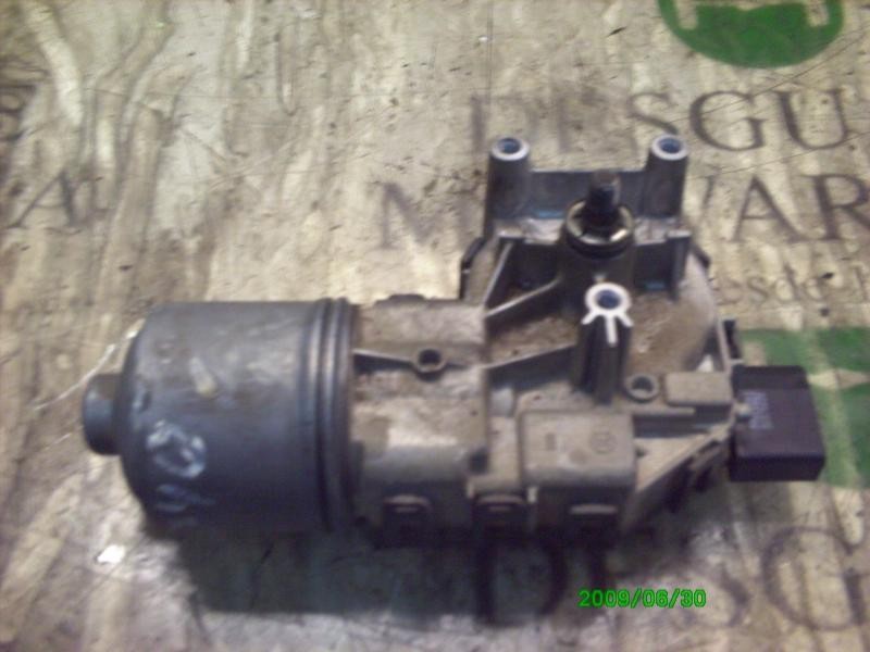 Recambio de motor limpia delantero para mazda 3 berlina (bk) 1.6 crdt active+ referencia OEM IAM   