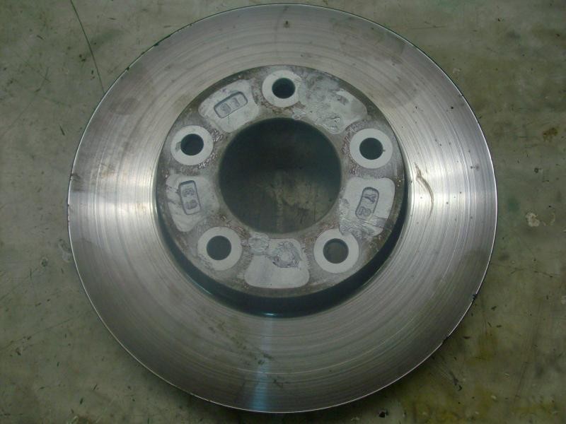 Recambio de disco freno delantero para mazda 3 berlina (bk) 1.6 crdt active+ referencia OEM IAM   