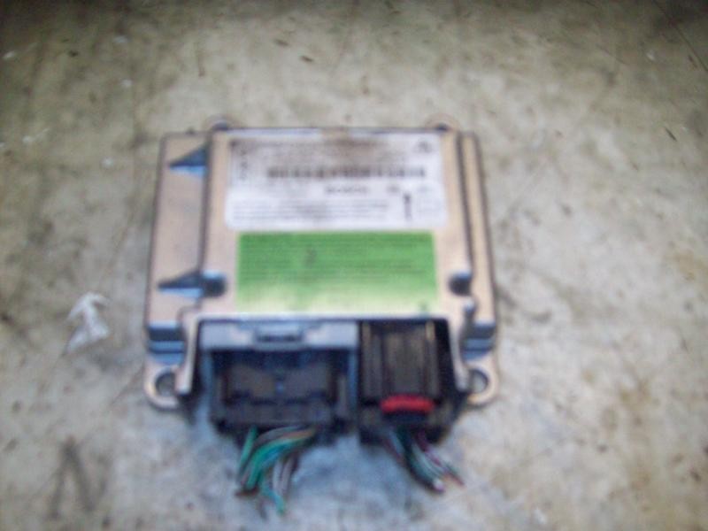 Recambio de centralita airbag para mazda 3 berlina (bk) 1.6 crdt active+ referencia OEM IAM   