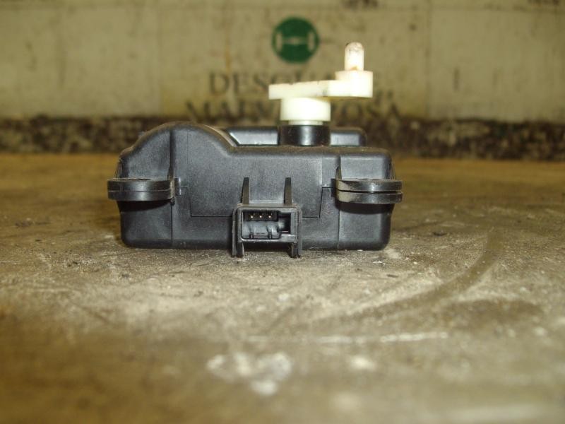 Recambio de motor apertura trampillas climatizador para nissan primera berlina (p12) acenta referencia OEM IAM   