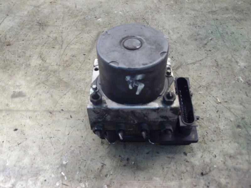 Recambio de abs para nissan primera berlina (p12) acenta referencia OEM IAM   