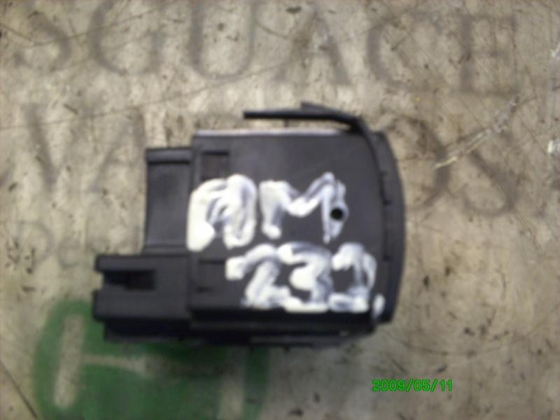 Recambio de modulo electronico para renault scenic ii confort dynamique referencia OEM IAM   