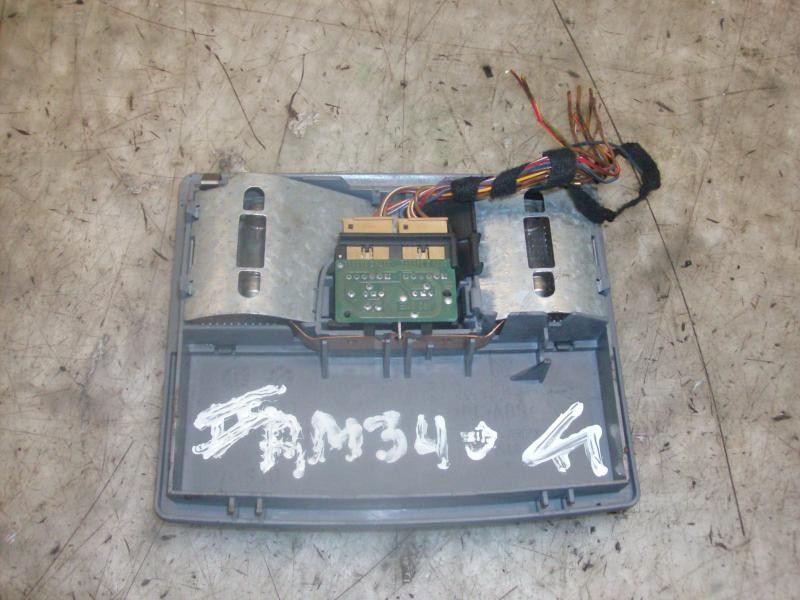 Recambio de piloto interior para audi a6 berlina (4b2) 2.4 (121kw) referencia OEM IAM 4B0947159  